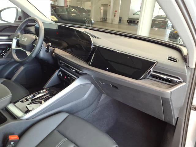 Certified 2025 Audi Q5 Premium w/ Convenience Package AWD/4WD image 18