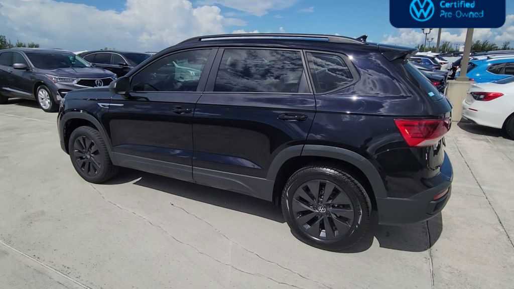 Used 2024 Volkswagen Taos S FWD image 6