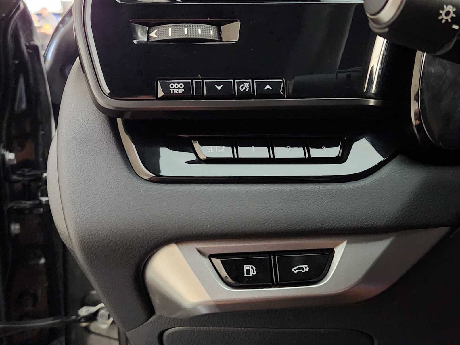 Used 2024 Lexus RX 450h AWD w/ Convenience Package image 21