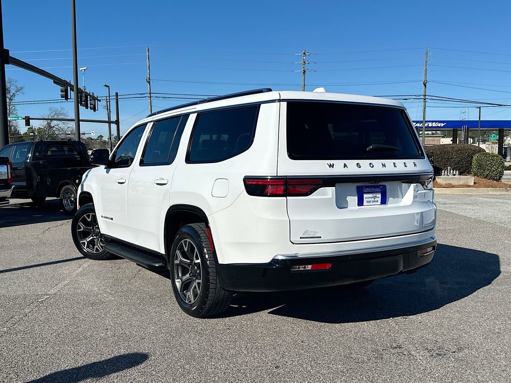 Used 2023 Jeep Wagoneer Series III w/ Preferred Equipment Group image 6