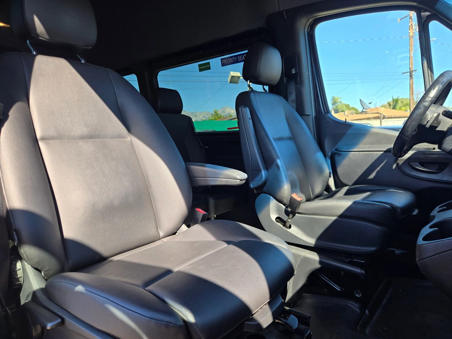 Used 2021 Mercedes-Benz Sprinter 3500 w/ Premium Package image 13
