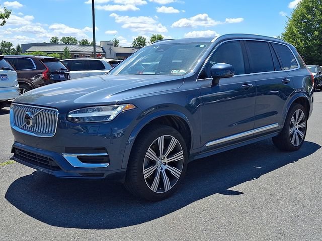 Used 2024 Volvo XC90 T8 Ultimate w/ Lounge Package AWD/4WD image 3