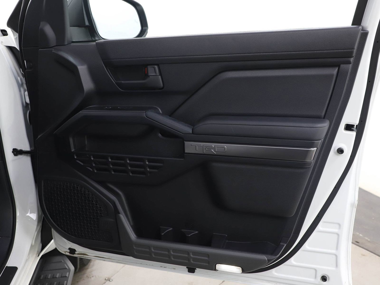 Used 2025 Toyota 4Runner TRD Off-Road Premium image 9