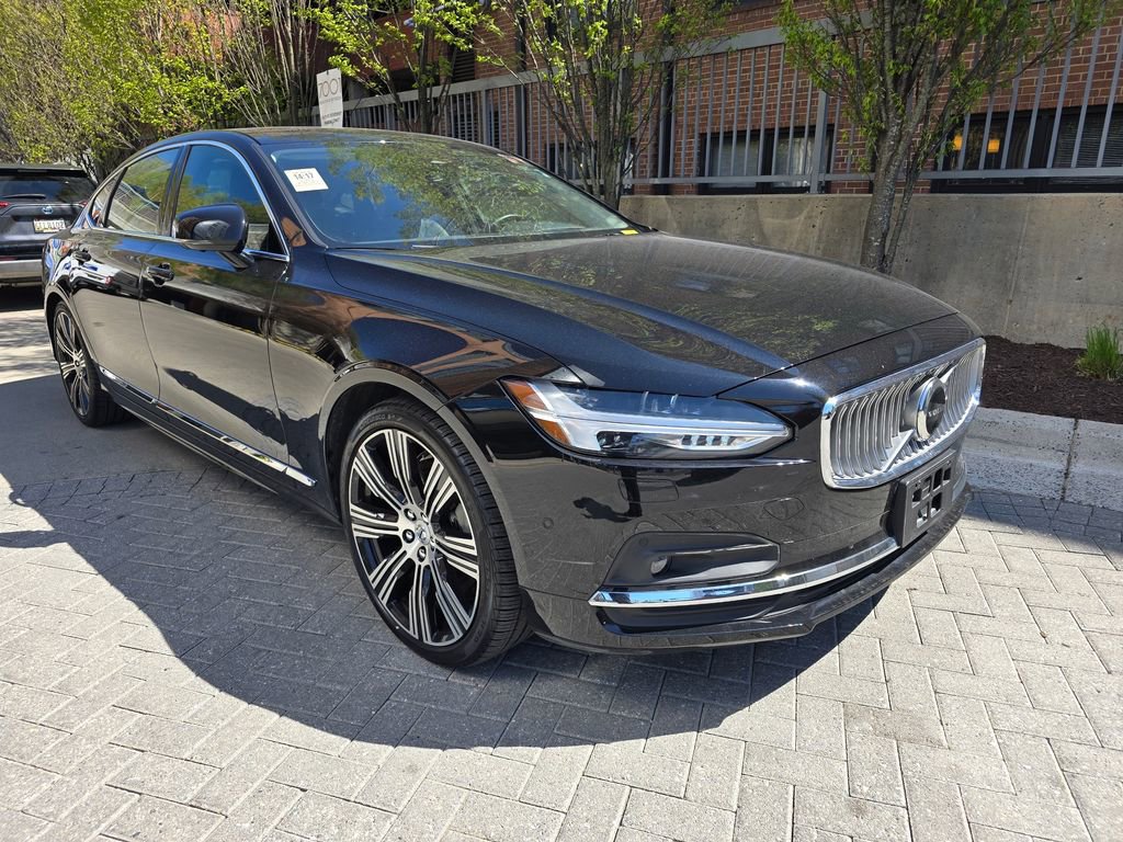 Used 2023 Volvo S90 B6 Ultimate w/ Protection Package image 3