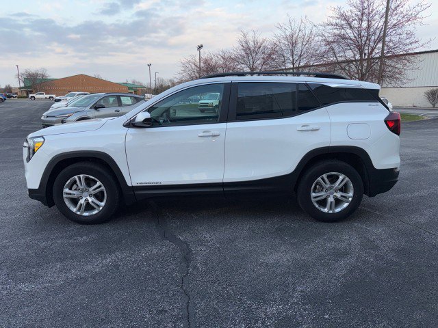 Used 2023 GMC Terrain SLE w/ Driver Convenience Package FWD image 6