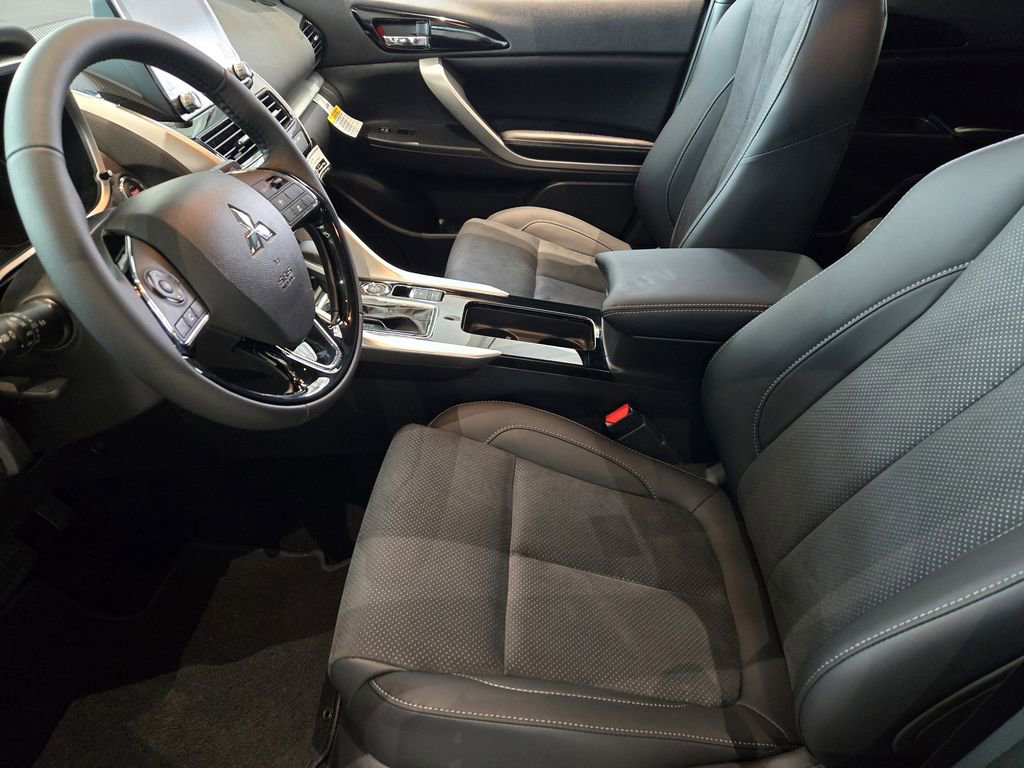 Used 2026 Mitsubishi Eclipse Cross SE image 10