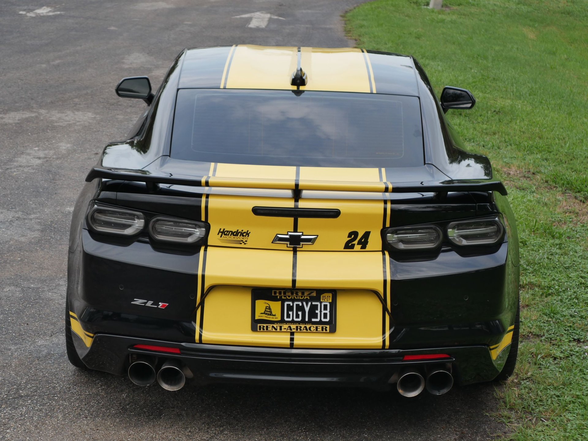 Used 2020 Chevrolet Camaro ZL1 RWD image 20