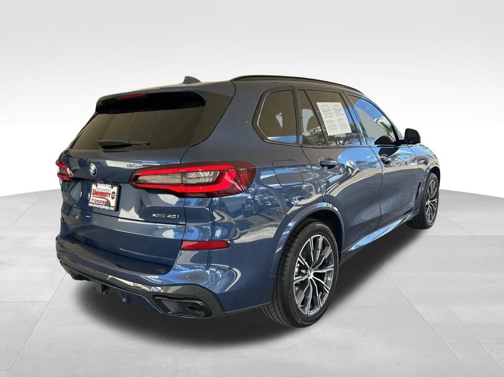 Used 2022 BMW X5 xDrive40i w/ M Sport Package image 3