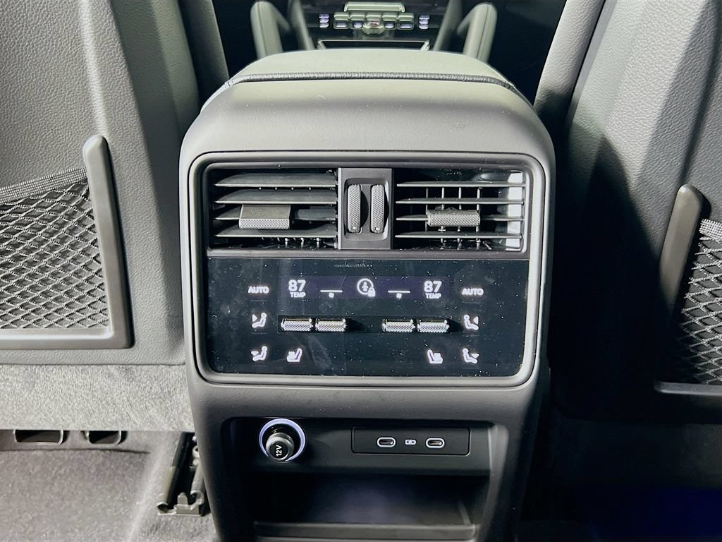 New 2026 Porsche Cayenne AWD/4WD image 27