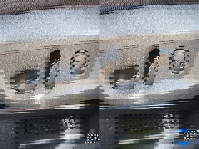 Certified 2023 Nissan Rogue SV image 23