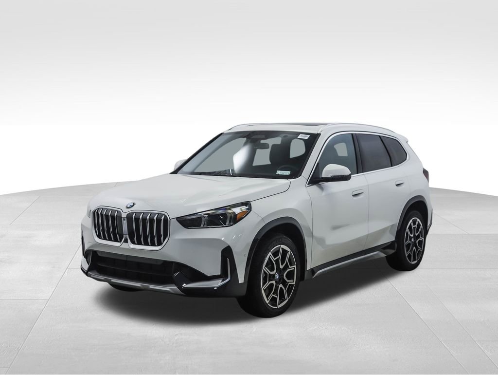 Certified 2025 BMW X1 xDrive28i w/ Premium Package image 1
