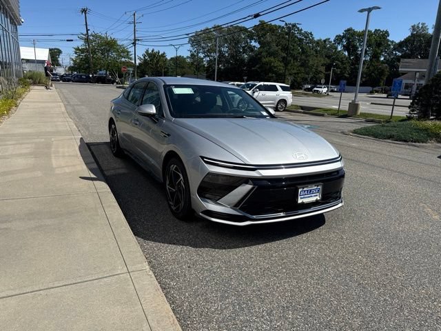 New 2026 Hyundai Sonata SEL FWD image 8