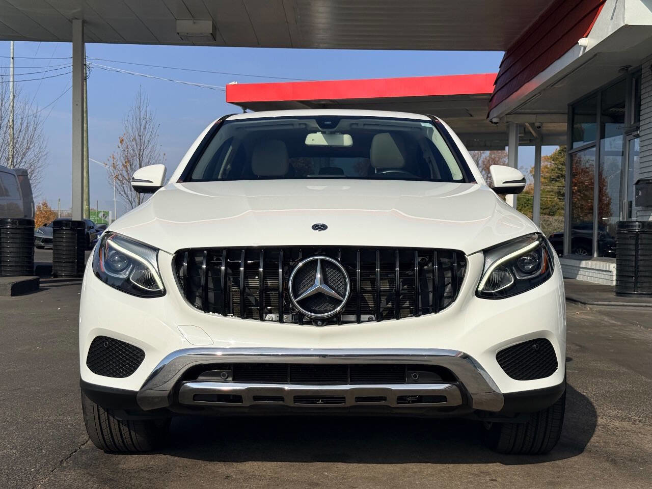 Used 2019 Mercedes-Benz GLC 300 4MATIC Coupe image 7