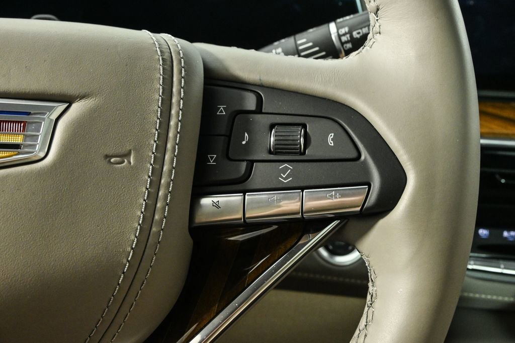 New 2024 Cadillac Escalade Sport Platinum w/ LPO, ONYX Package image 11