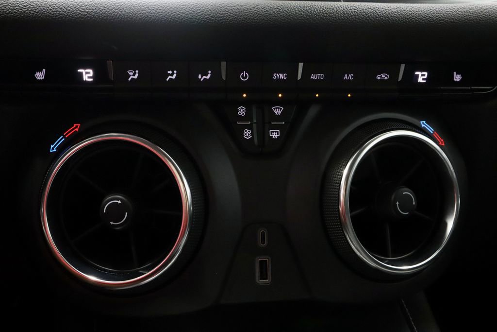 Used 2024 Chevrolet Blazer LT w/ Convenience Package FWD image 31