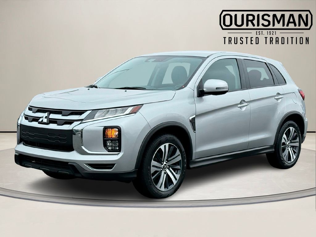 Used 2024 Mitsubishi Outlander Sport SE image 2