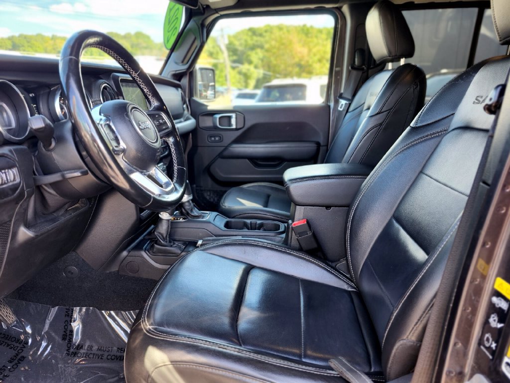 Used 2021 Jeep Wrangler Unlimited Sahara AWD/4WD image 17