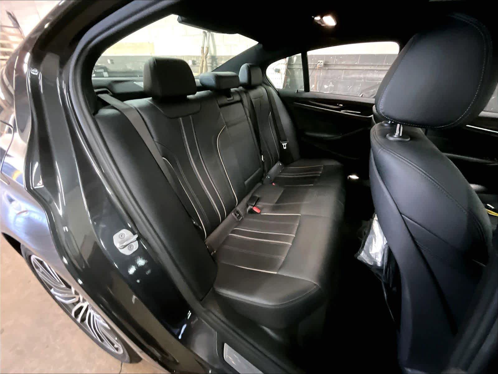 Used 2018 BMW 540i RWD image 28
