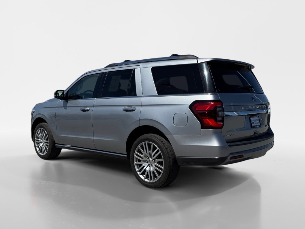 Used 2024 Ford Expedition Limited AWD/4WD image 4
