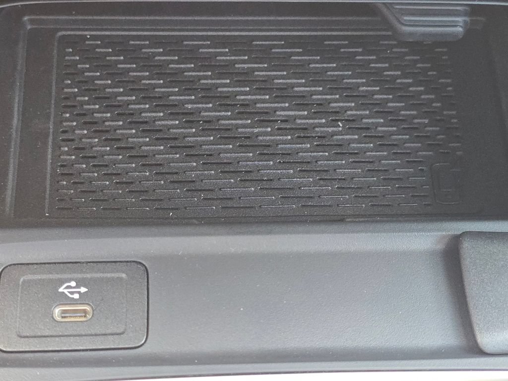 New 2026 Mercedes-Benz GLB 250 4MATIC image 32