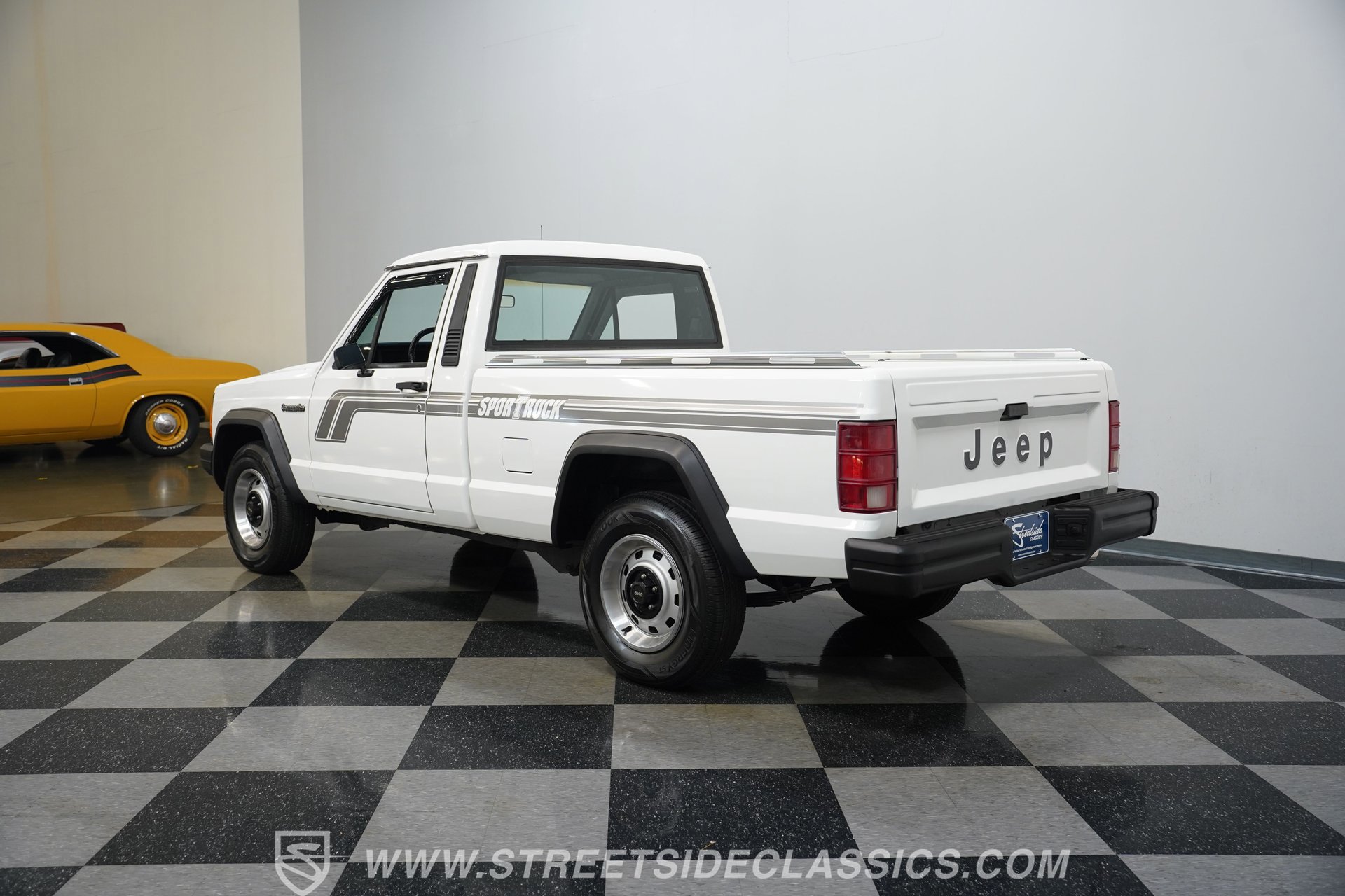 Used 1989 Jeep Comanche 2WD image 10