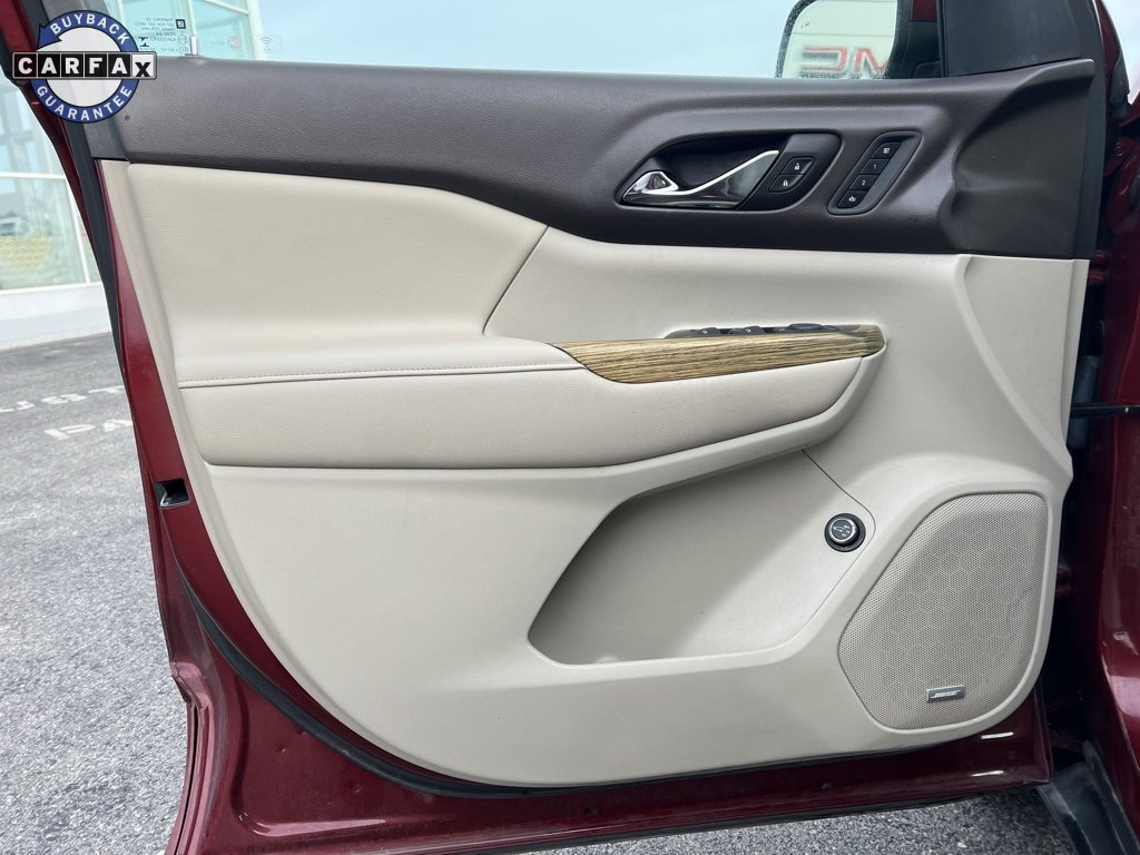 Used 2017 GMC Acadia Denali w/ Technology Package image 9