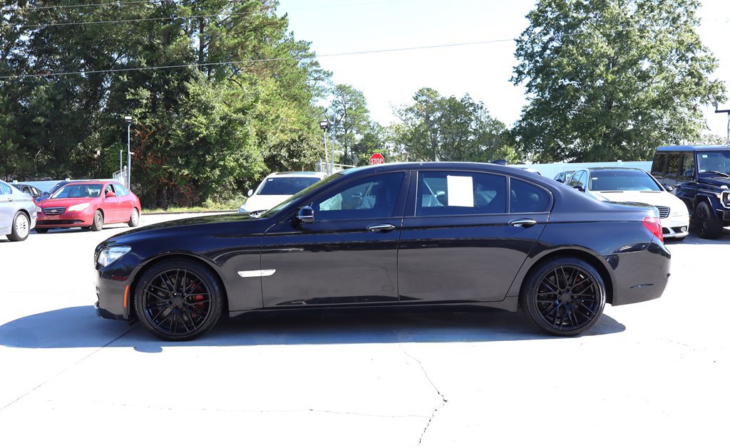 Used 2015 BMW 750Li RWD image 4