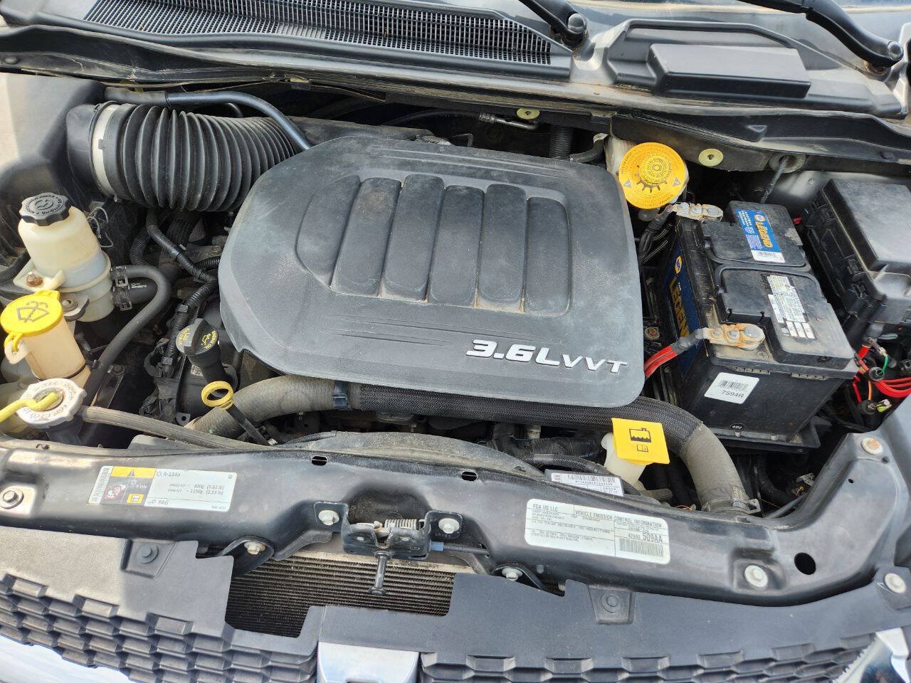 Used 2016 Dodge Grand Caravan SXT FWD image 20