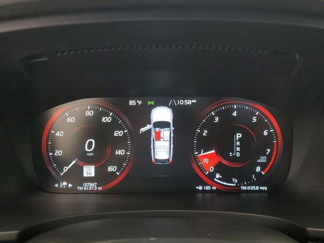 Used 2017 Volvo V90 T6 Cross Country image 26