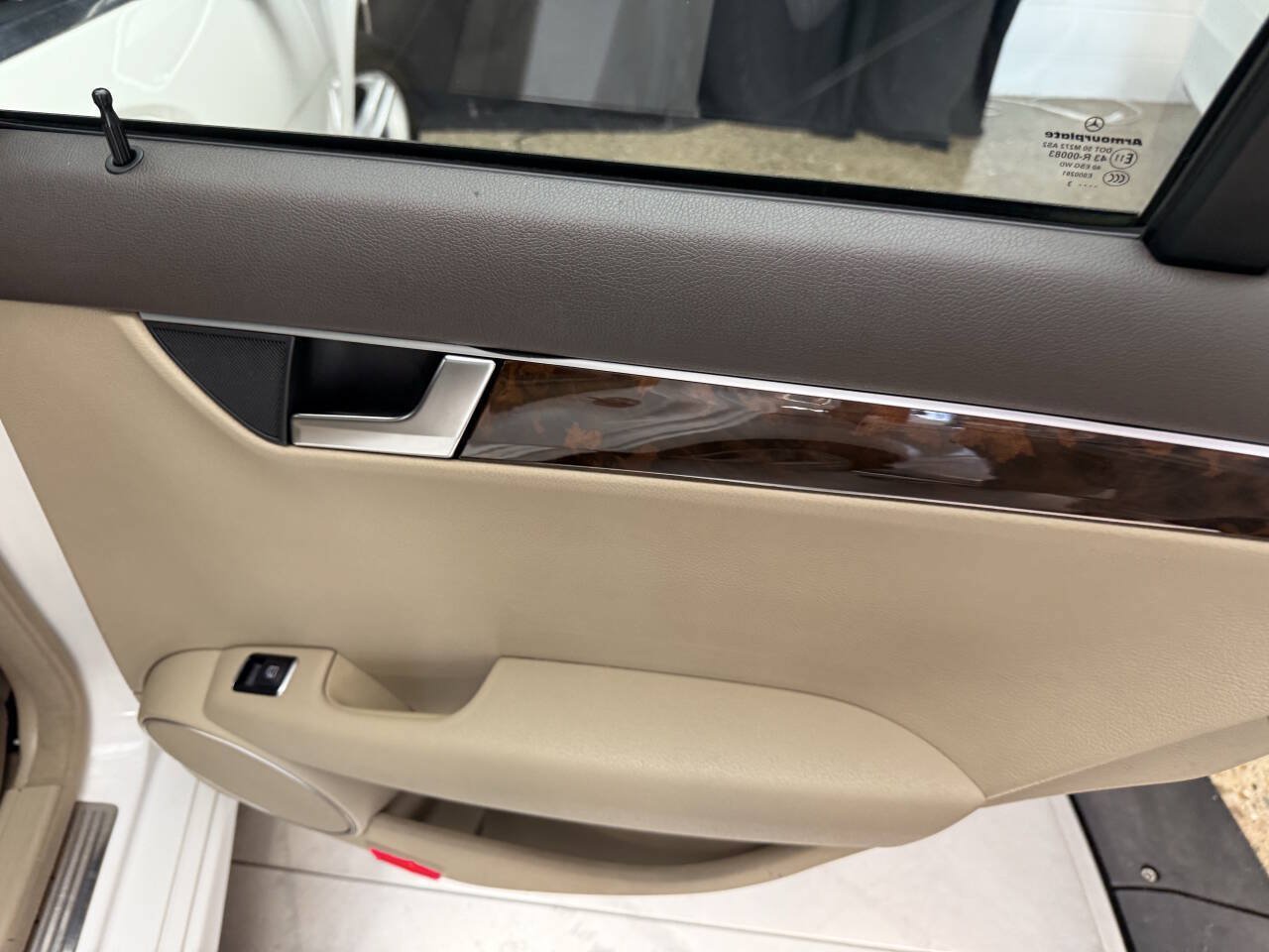 Used 2013 Mercedes-Benz C 250 Sedan image 20