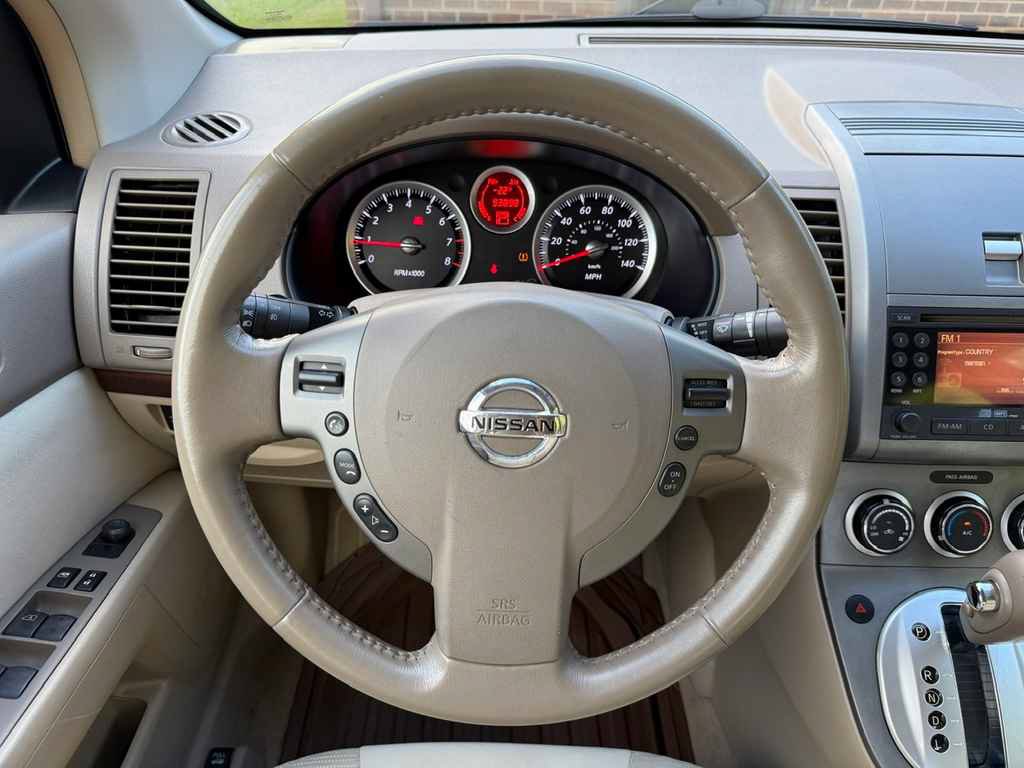 Used 2010 Nissan Sentra 2.0 SL FWD image 14