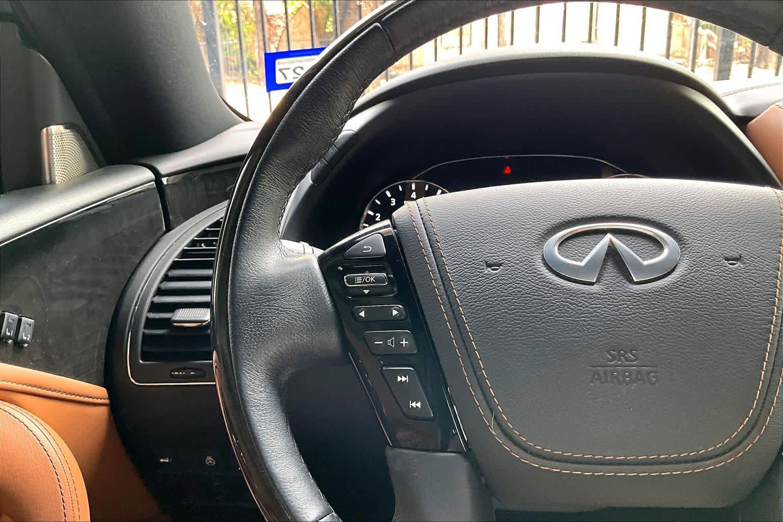 Used 2024 INFINITI QX80 Sensory AWD/4WD image 23