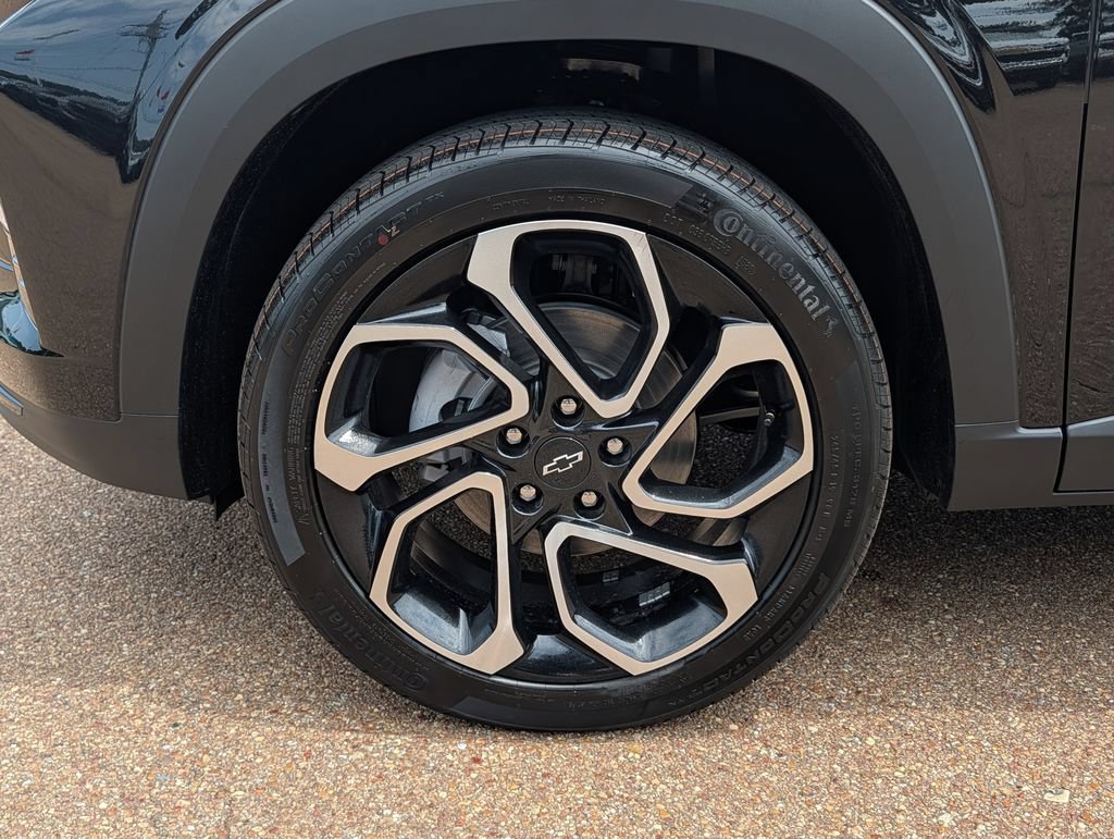New 2026 Chevrolet Trax RS w/ Driver Confidence Package FWD image 21