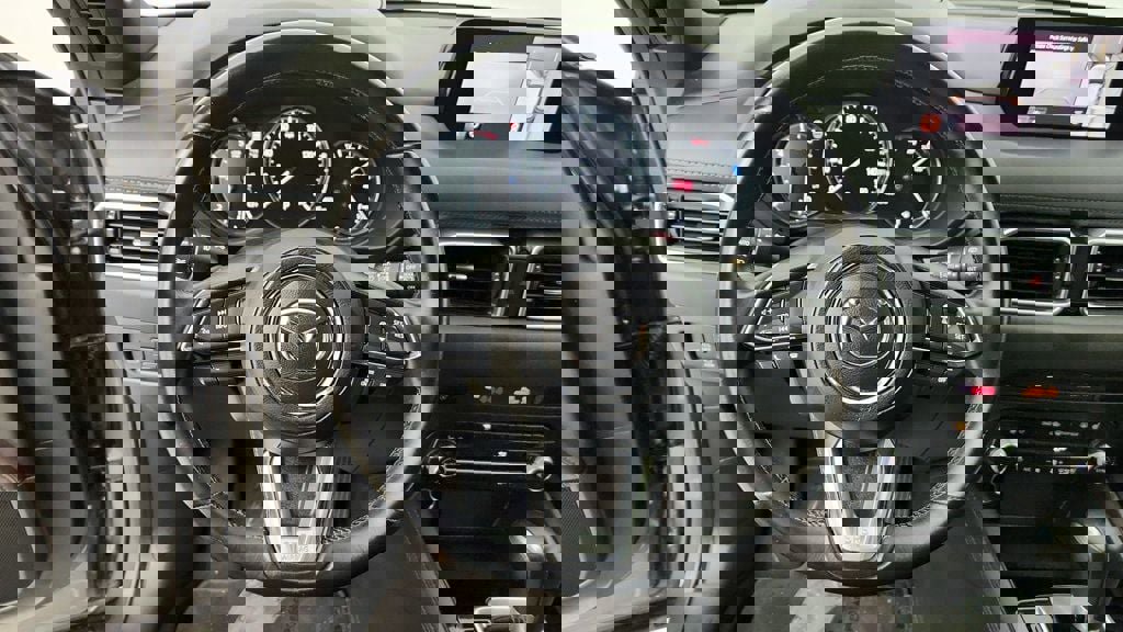 Used 2019 MAZDA CX-5 Signature image 15