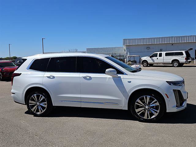 Certified 2021 Cadillac XT6 Premium Luxury w/ Platinum Package image 6