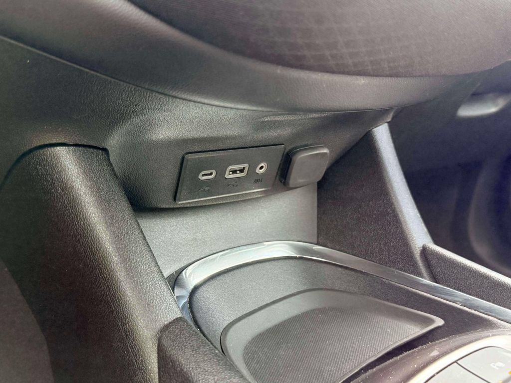 Used 2023 Chevrolet Malibu LT w/ Driver Confidence Package FWD image 32