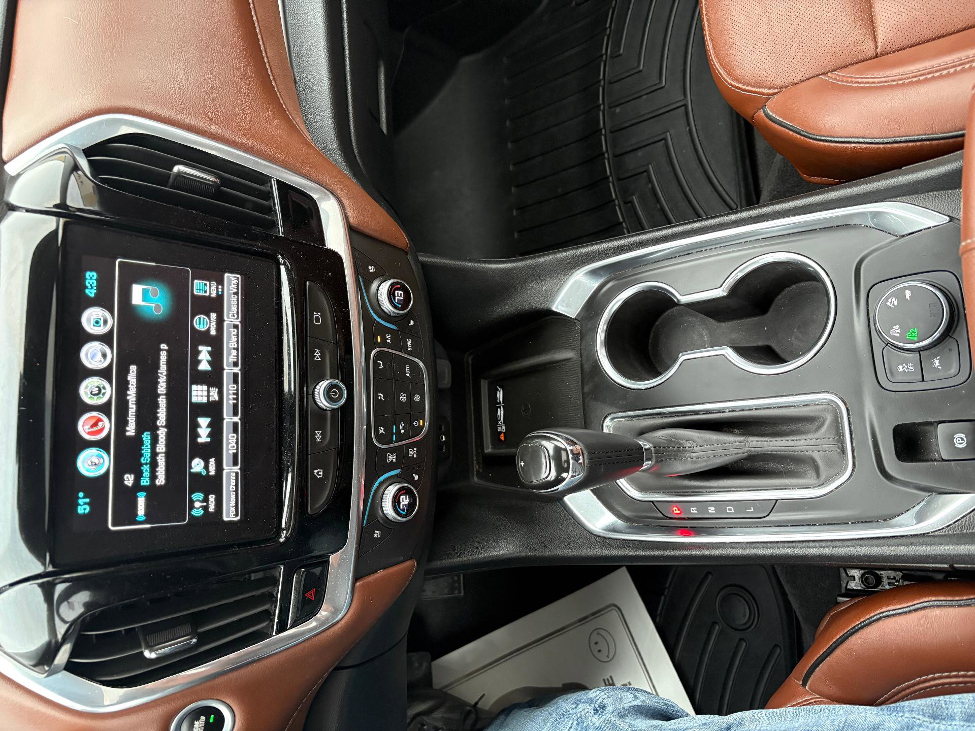 Used 2018 Chevrolet Traverse High Country image 31