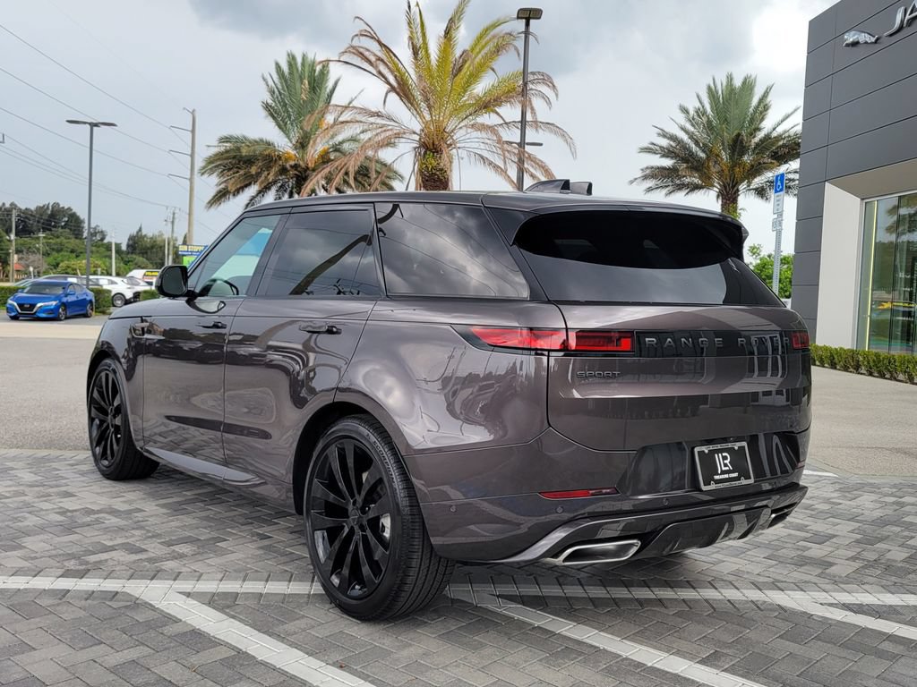 New 2026 Land Rover Range Rover Sport Dynamic SE AWD/4WD image 3