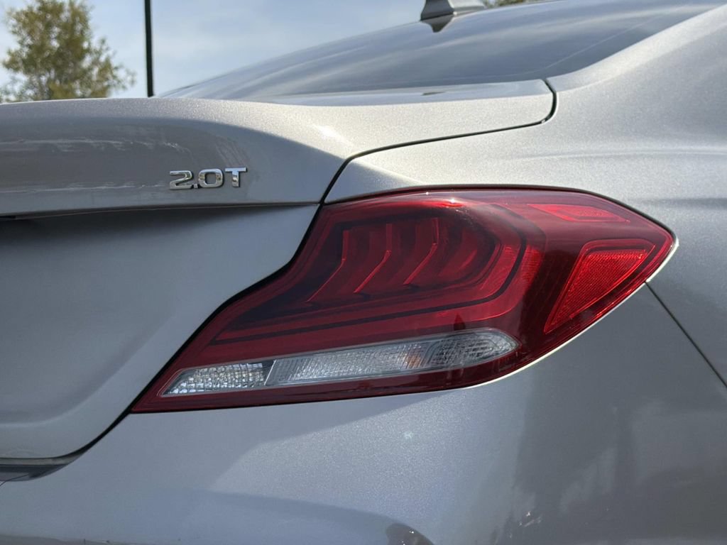 Used 2021 Genesis G70 2.0T w/ Elite Package RWD image 29