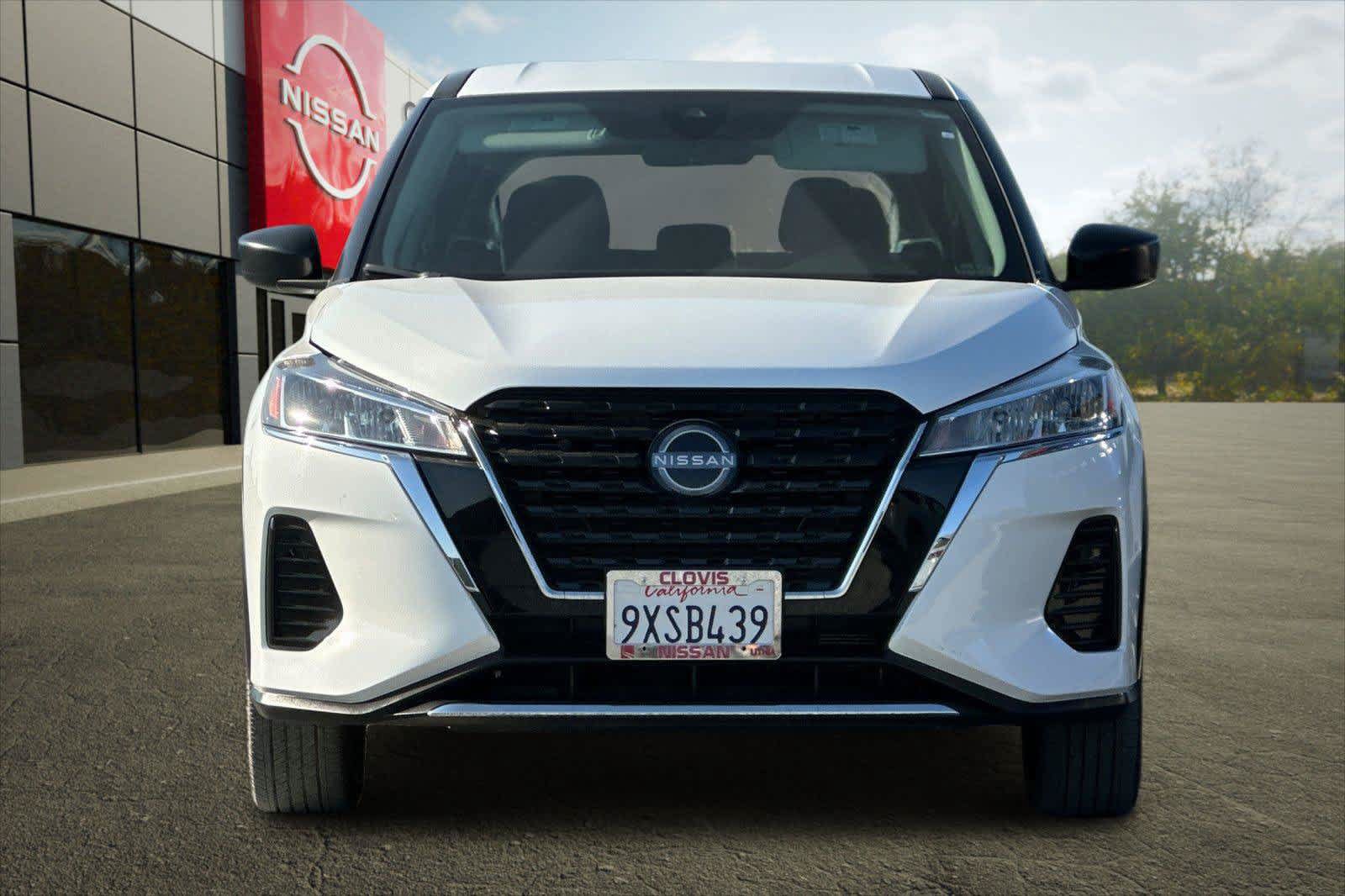 Certified 2025 Nissan Kicks Play S FWD image 10