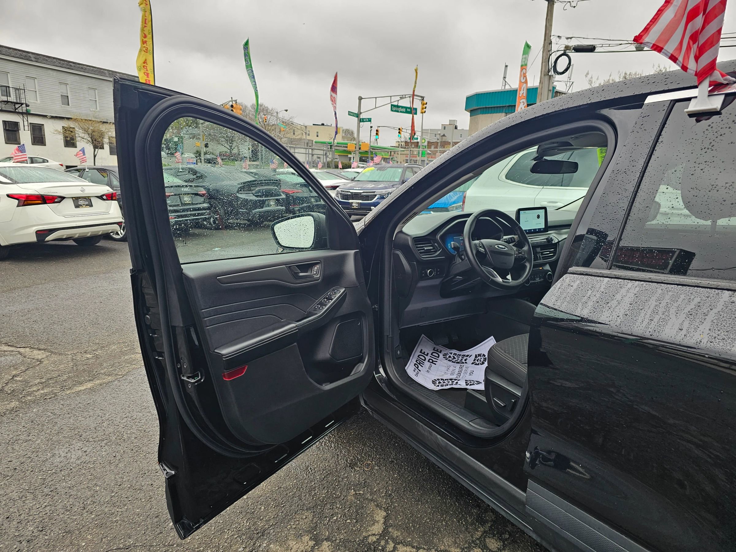 Used 2023 Ford Escape Active image 9