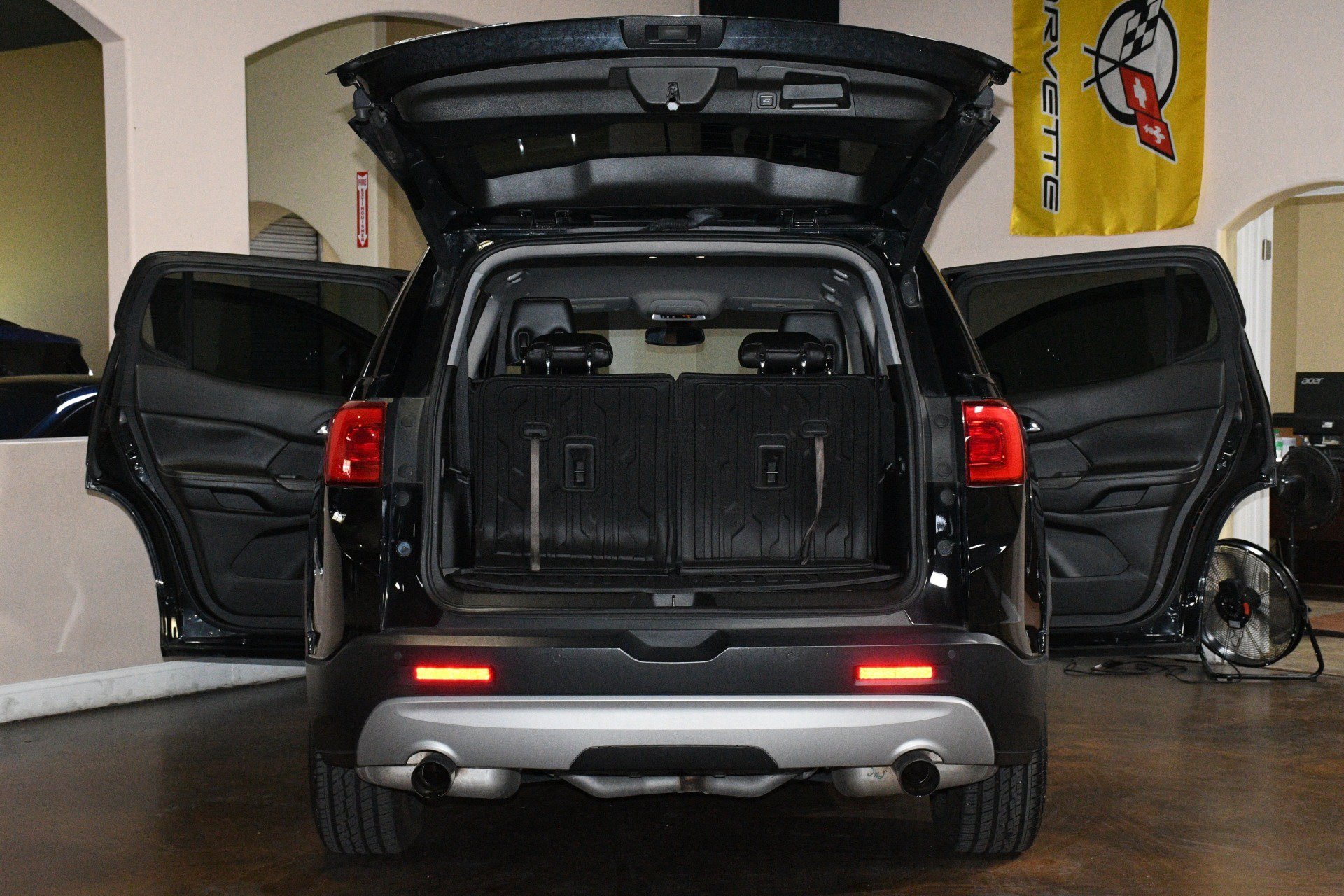 Used 2019 GMC Acadia SLT FWD image 88