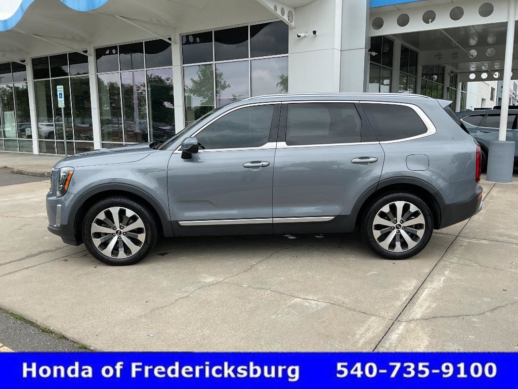 Used 2021 Kia Telluride S AWD/4WD image 3