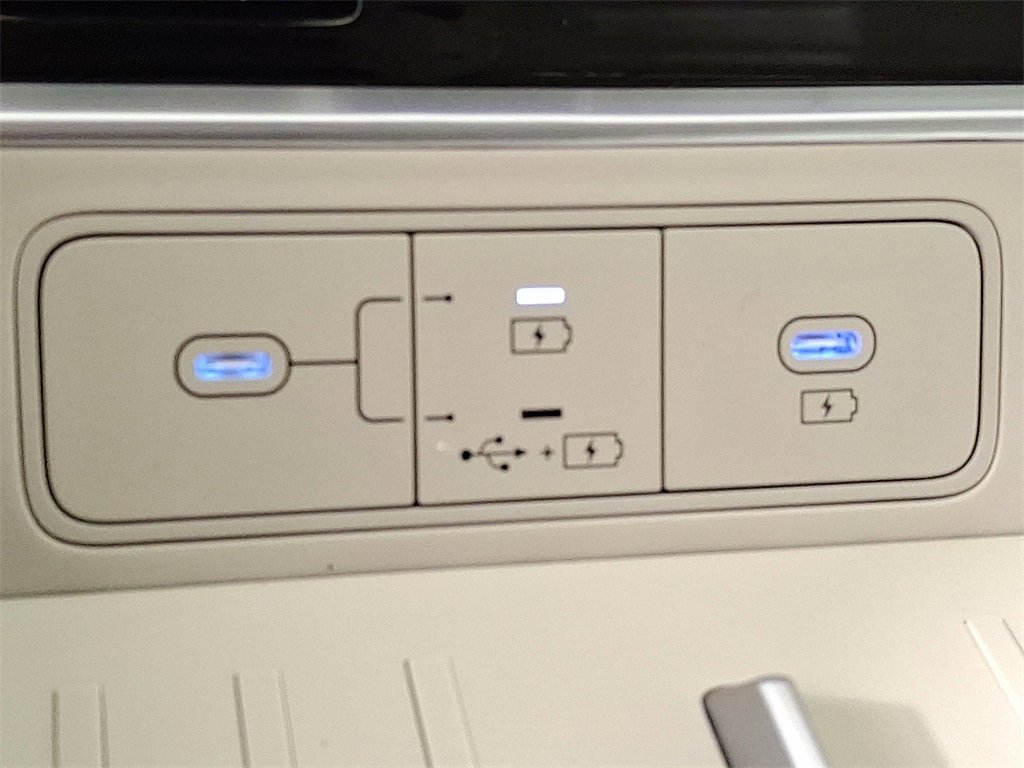 Used 2024 Hyundai Santa Fe Calligraphy image 26