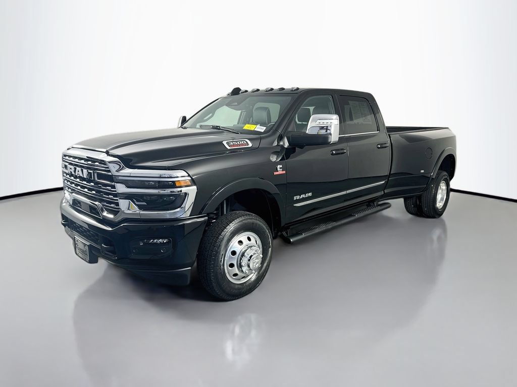 Used 2026 RAM 3500 Limited w/ Towing Technology Group AWD/4WD image 3