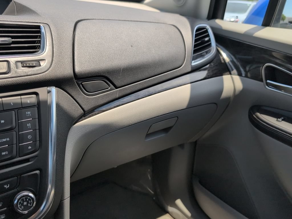 Used 2014 Buick Encore FWD image 22