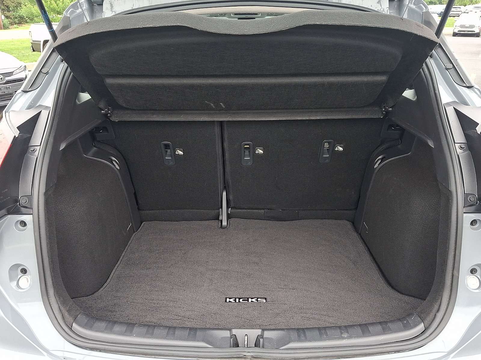 Certified 2024 Nissan Kicks SR w/ SR Premium Package FWD image 29