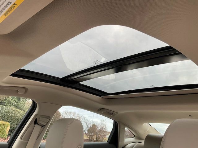 Used 2019 Buick LaCrosse Premium w/ Driver Confidence Package II image 9