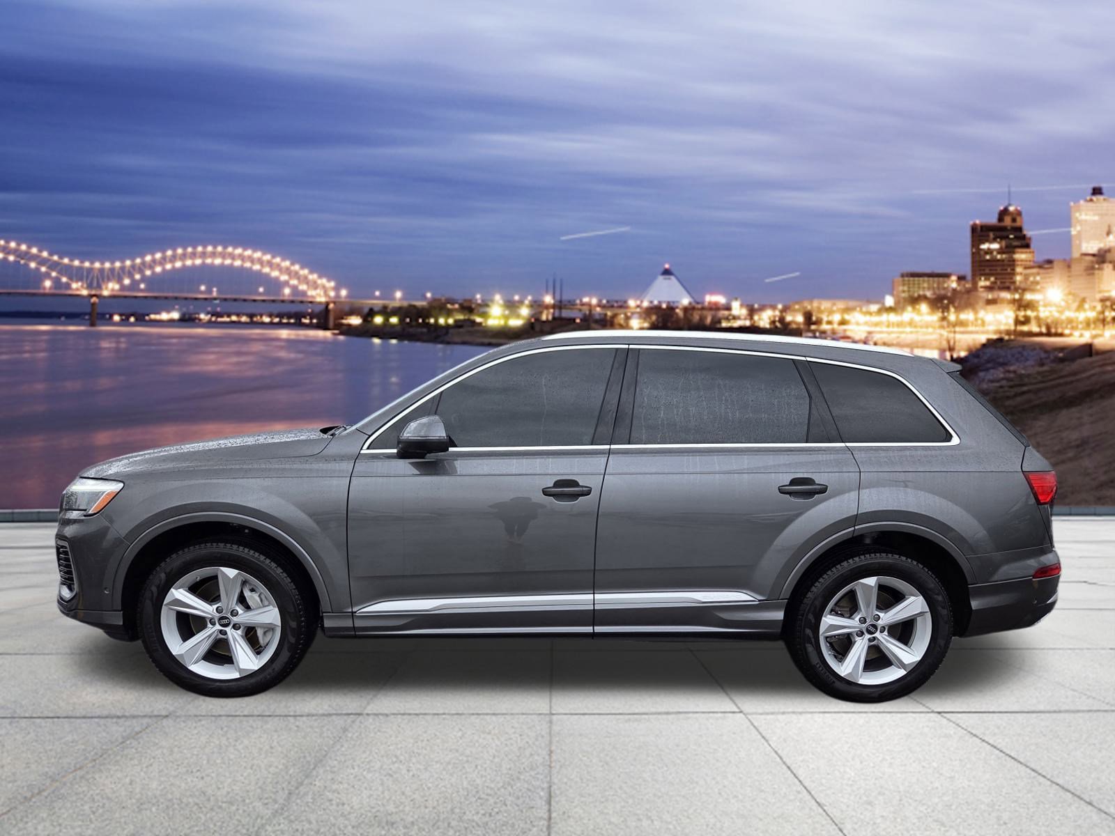 Used 2025 Audi Q7 2.0T Premium image 2