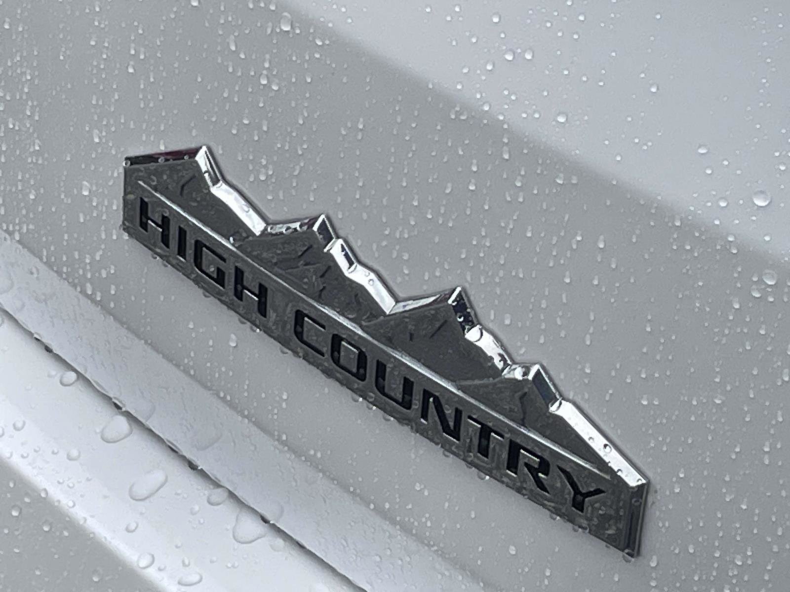 Certified 2019 Chevrolet Traverse High Country w/ LPO, Floor Liner Package AWD/4WD image 10